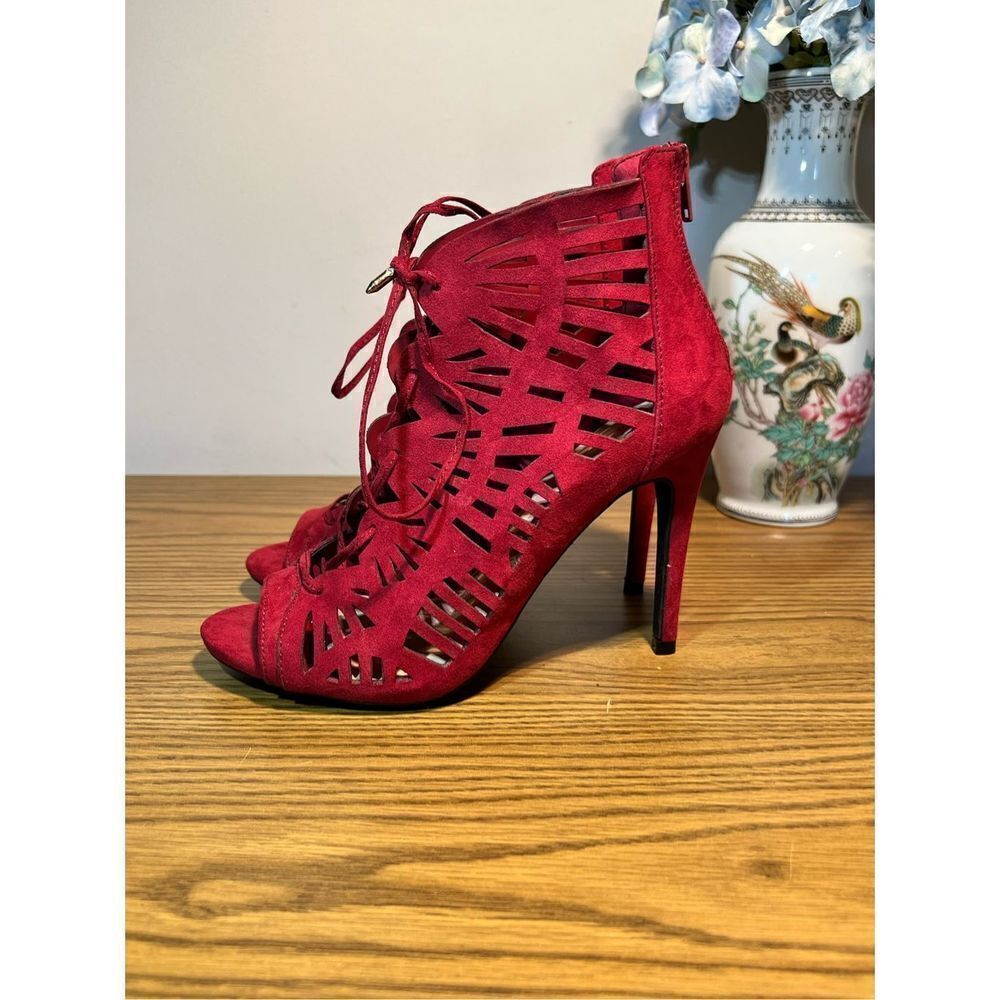 Red lace up gladiator Heels | size 7